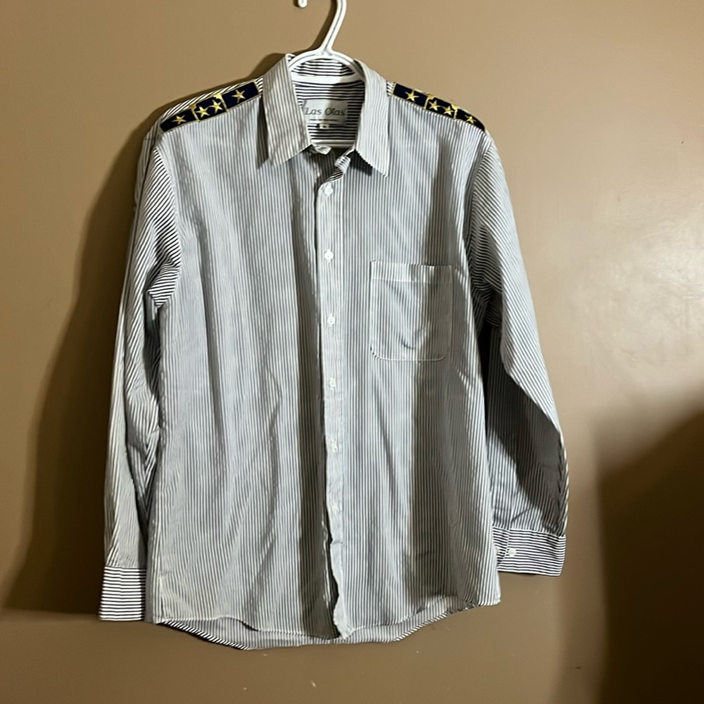 😄Pinstripes stars 80’s vibe dress shirt. L5